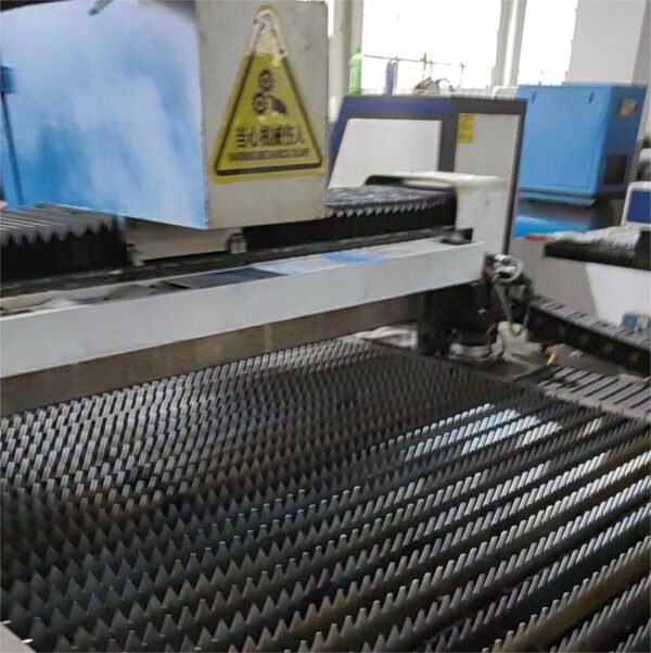 1500W High-Power Laser Cuting Machine