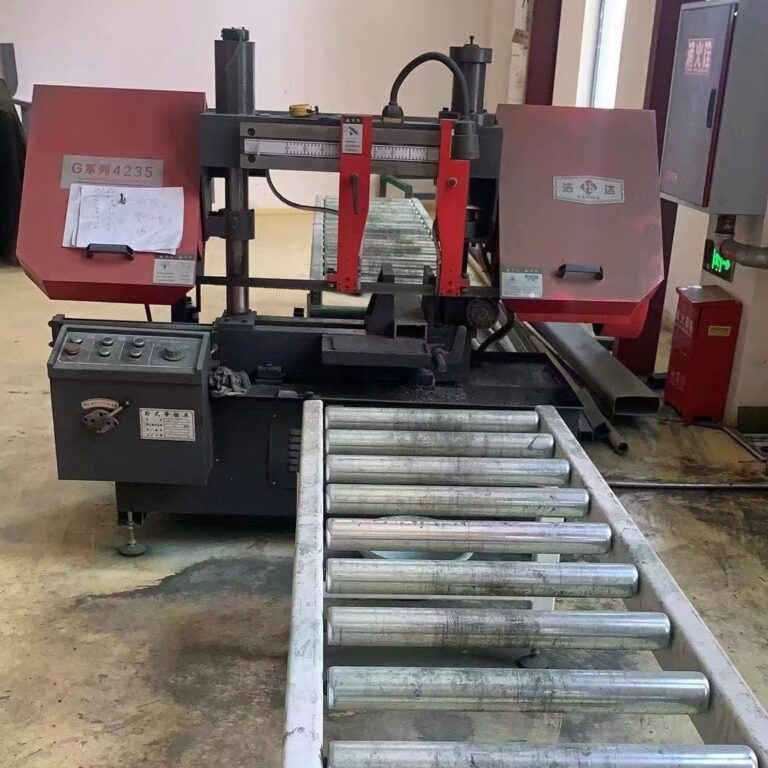 G4235 수평 밴드 톱 기계