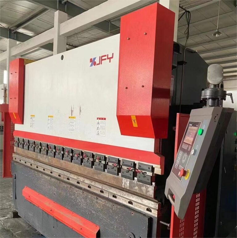100Ton CNC Press Brake With DELEM