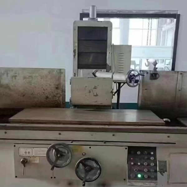 715AH User-friendly and dependable grinder