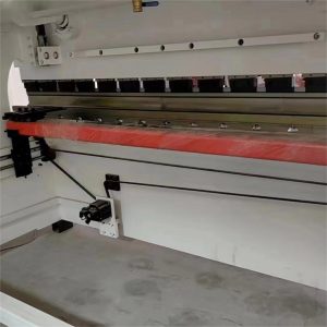 Press Brake TS10S With Crowning Table