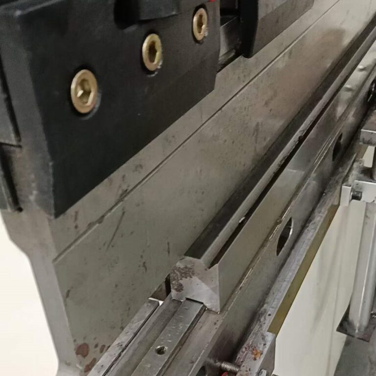 63T/2500 Serviceable Press Brake