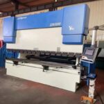 Mașină de îndoit CNC cu DELEM DA53T