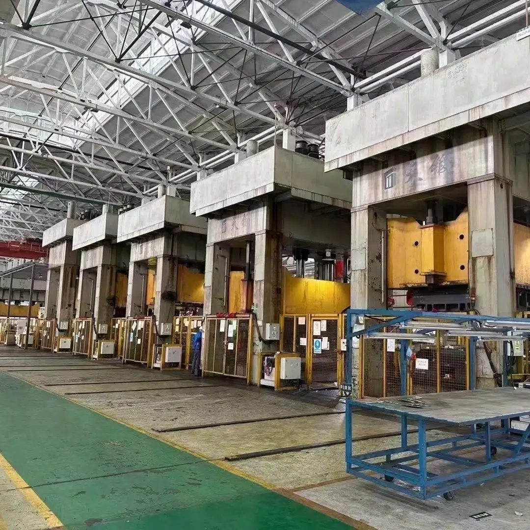 مكبس هيدروليكي مستعمل HARSLE JL36C-800T مكبس هيدروليكي مستعمل HARSLE JL36C-800T