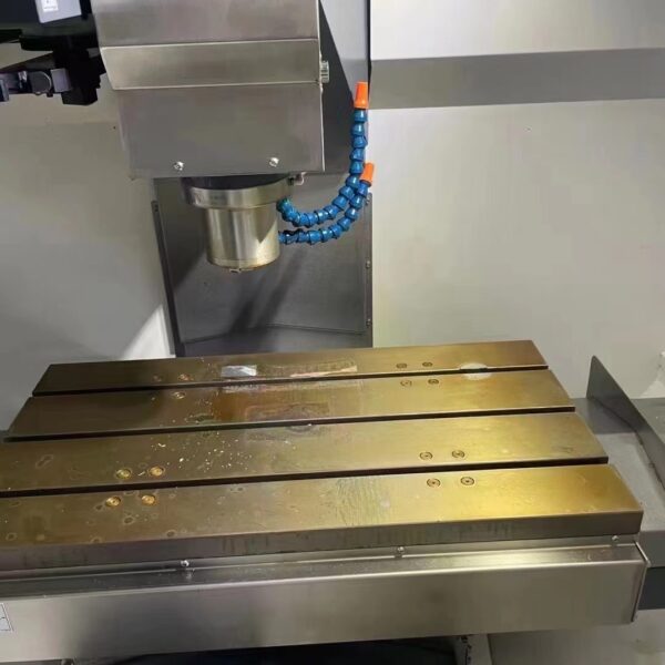 Used VIGERT HT-710 Machining Center