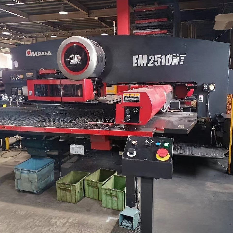 Used AMADA EM2510T Turret Punch Used AMADA EM2510T Turret Punch