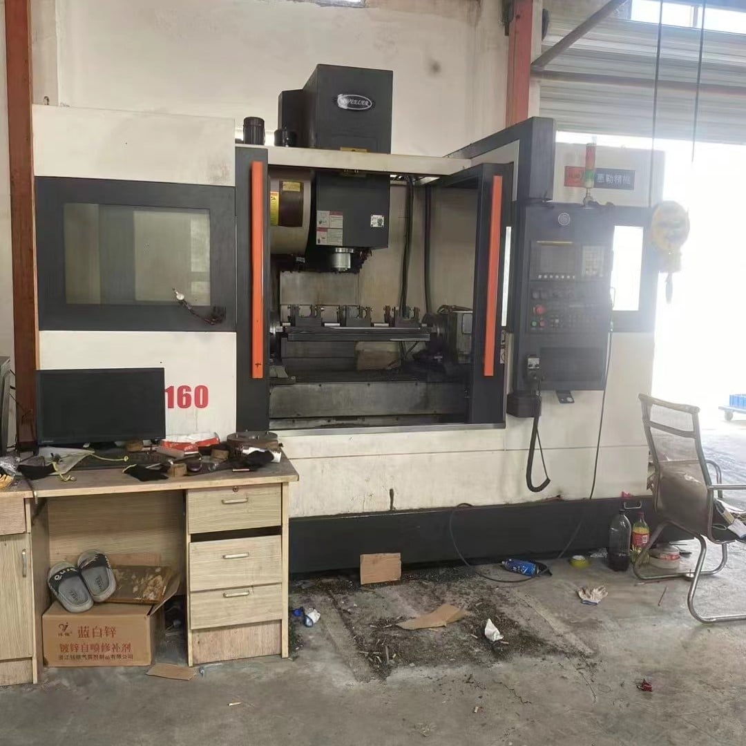 Used VIGERT 1160 Machining Center Used VIGERT 1160 Machining Center
