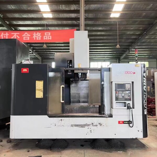 Used VIGERT 1300P Machining Center