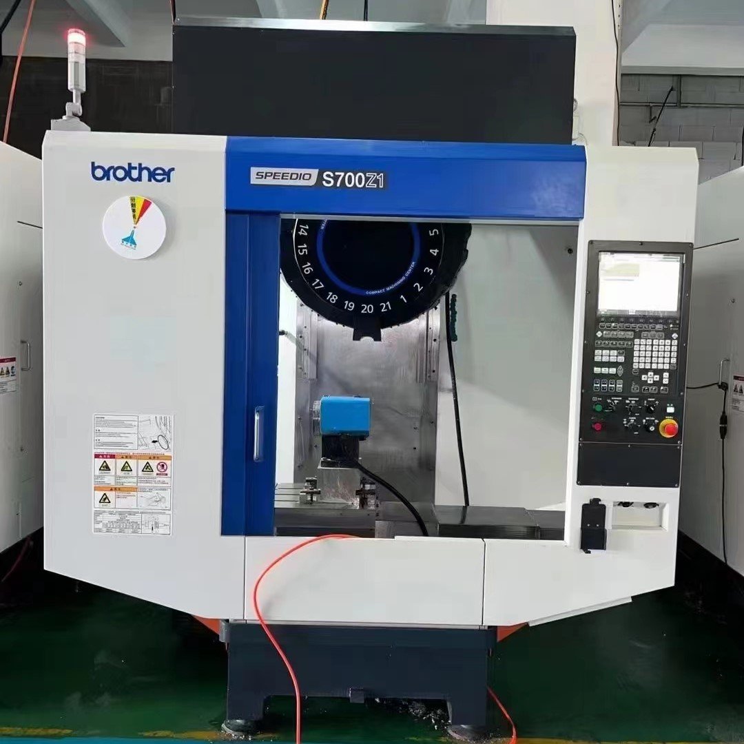 Обрабатывающий центр BROTHER S700Z1 б/у Обрабатывающий центр BROTHER S700Z1 б/у