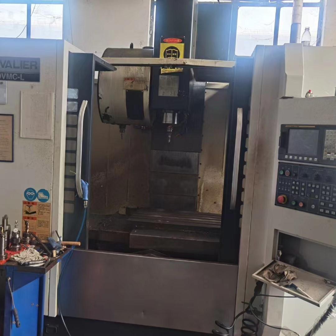 Centro di lavoro VIGERT 850VMC-L usato Centro di lavoro VIGERT 850VMC-L usato