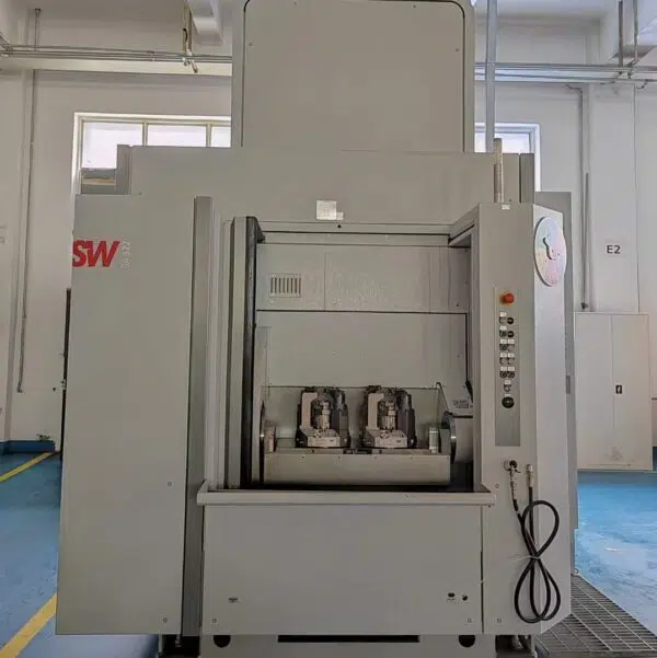 Centre d'usinage SW BA332 d'occasion
