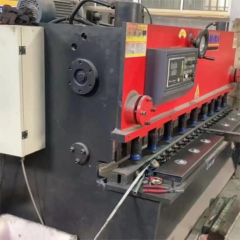 QC11Y-6X2000 Hydraulic Brake Shears