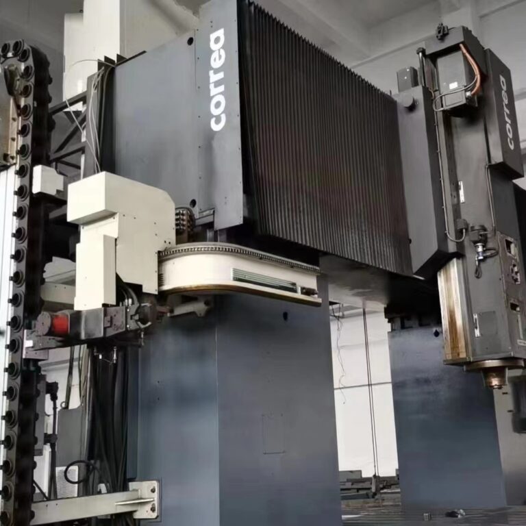 Used CORREA FPV 85 Machining Center
