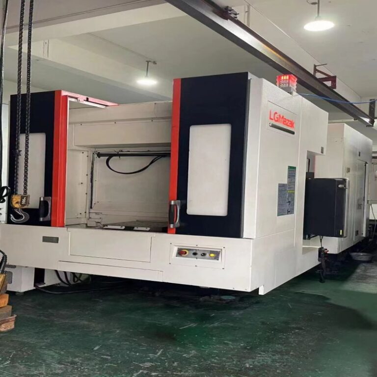 Efficient Double Station Machining Center