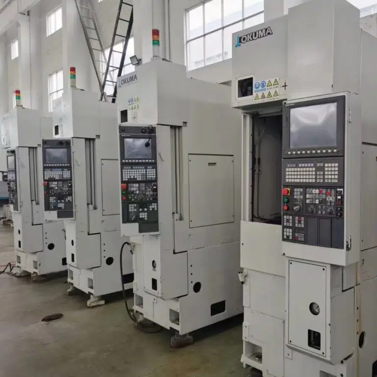 OKUMA SV250 Machining Center