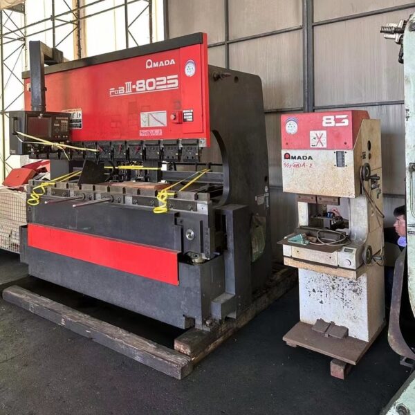 AMADA 8025 Handy Press Brake