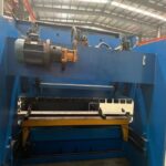 ⁦Used VIGERT WC67K-125X3200 Hydraulic CNC Press Brake For Sale⁩ - الصورة ⁦3⁩