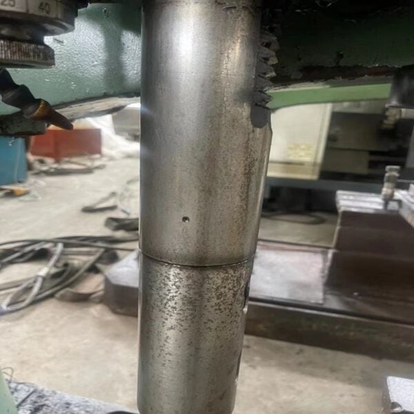 เครื่องเจาะเรเดียลตอบสนองรวดเร็ว