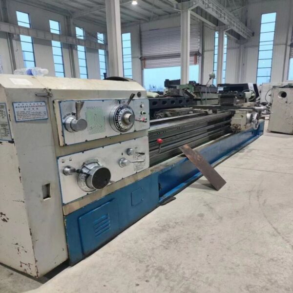CW6163 Horizontal Lathe With Powerful