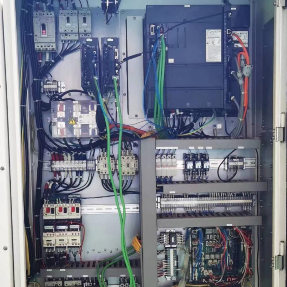 Centre d'usinage MAZAK VTC-530CL