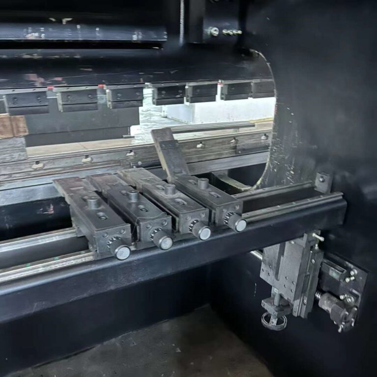 ADH 160T4000 Serviceable Press Brake