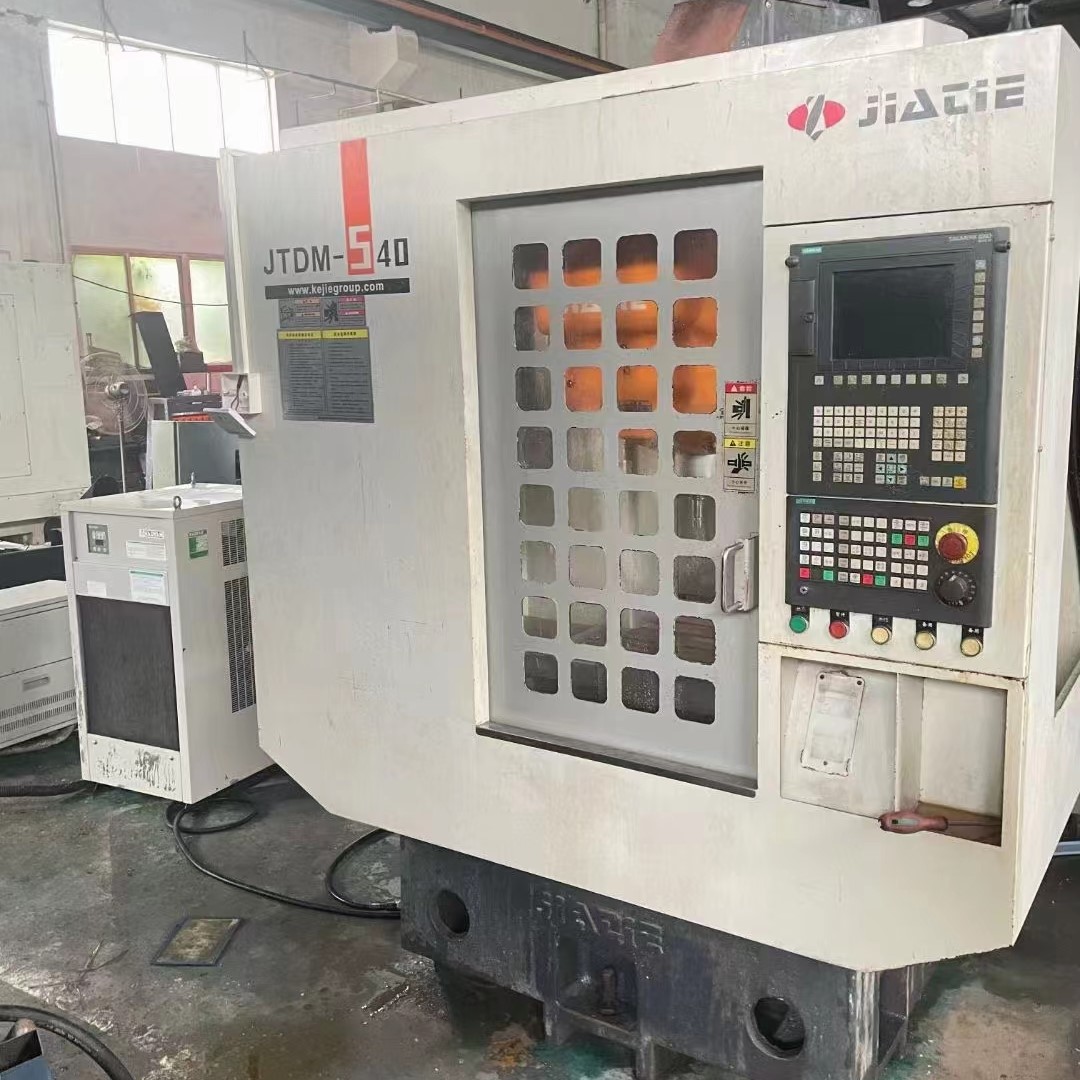 Used VIGERT JTDM-540 Machining Center Used VIGERT JTDM-540 Machining Center