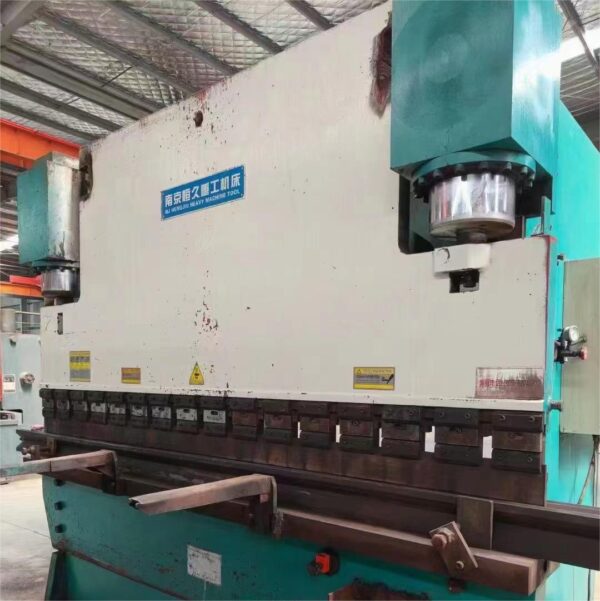350Ton CNC Press Brake With Flexible