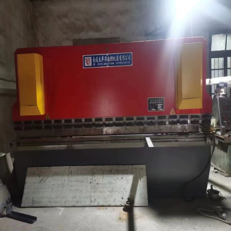 WC67Y-125X4000 Hydraulic CNC Press Brake WC67Y-125X4000 Hydraulic CNC Press Brake