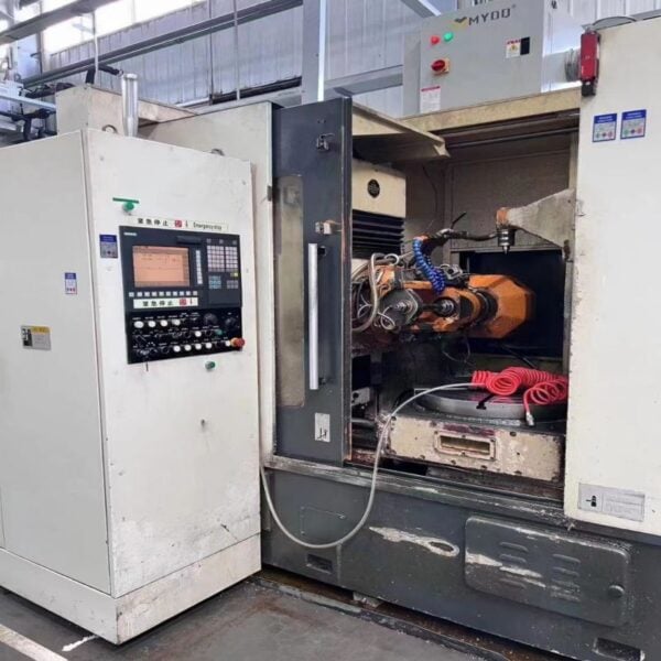 Зубофрезерный станок с ЧПУ YKB3180