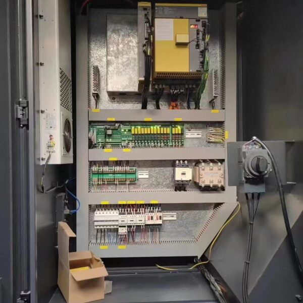 VIGERT FMC-1580 Precise Machining Center