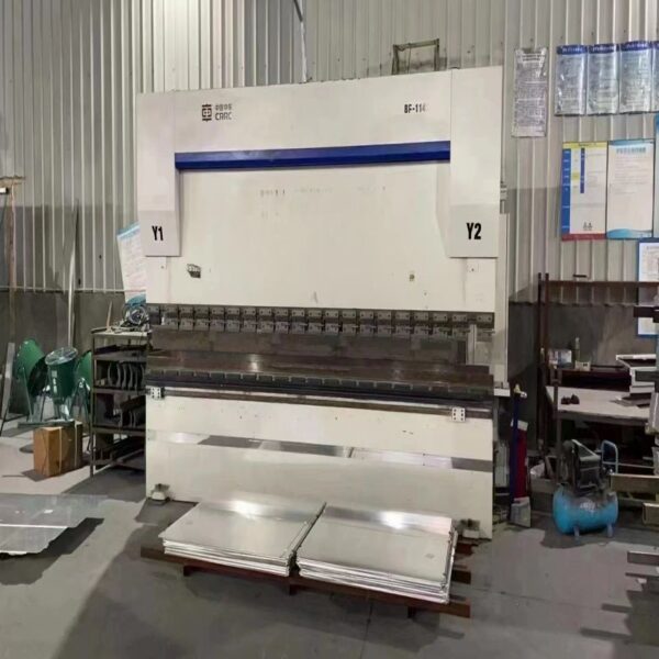 BF-1141 Piegatrice CNC intelligente
