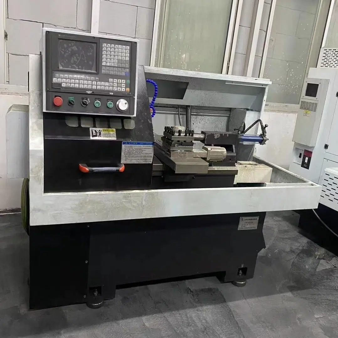 Used VIGERT CK-6130-TZ CNC Lathe Used VIGERT CK-6130-TZ CNC Lathe