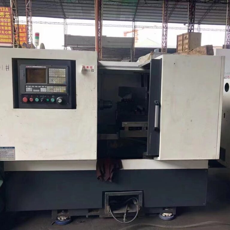 Used VIGERT CK400 CNC Lathe