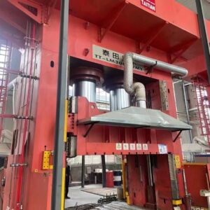 مكبس هيدروليكي مستعمل HARSLE TT-LM4000TMY