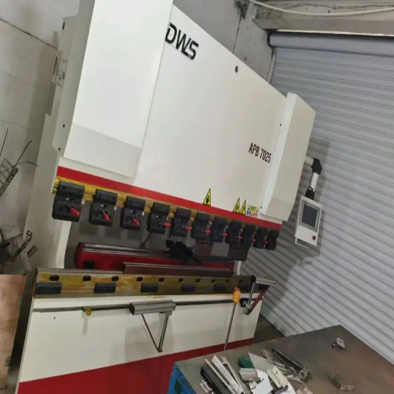 Two Axis CNC Bending Machine Two Axis CNC Bending Machine
