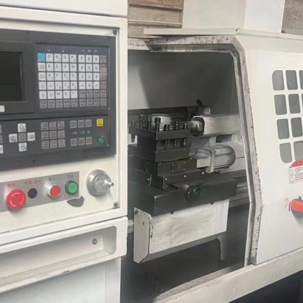 Torno CNC VIGERT CK6140 usado
