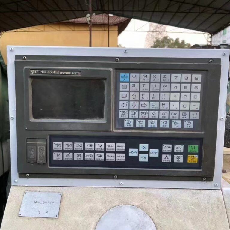 Used VIGERT CK0620 CNC Lathe