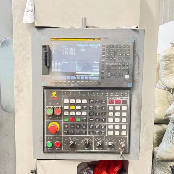 Used VIGERT MV-1375 Machining Center