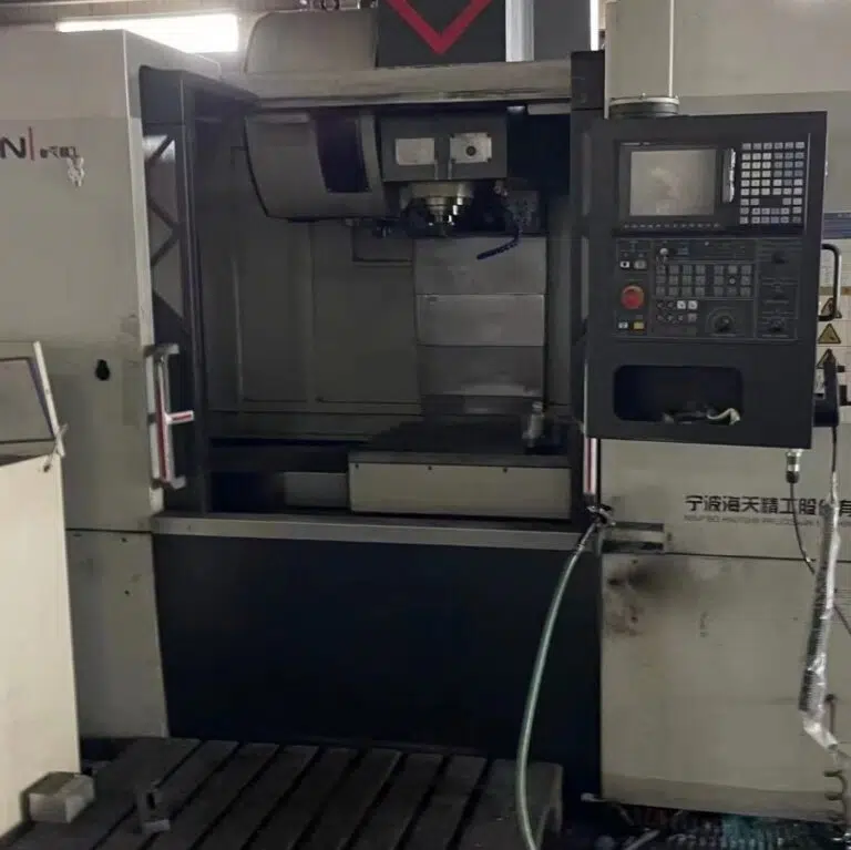 Used VIGERT VCM1000 Machining Center