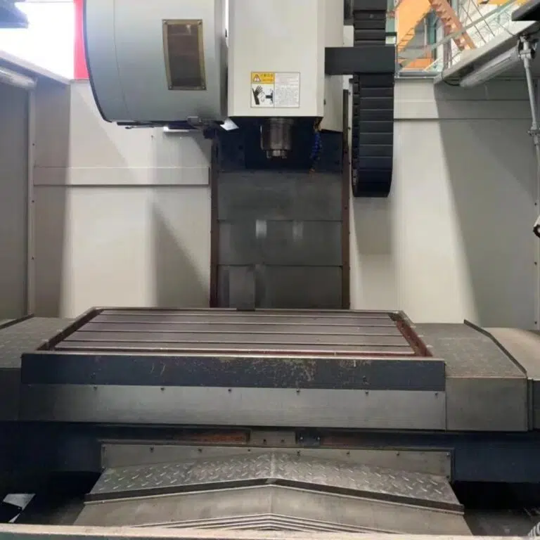 Used MAKINO XH716D Machining Center