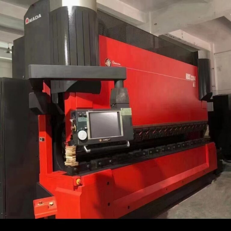AMADA HDS2204NT Press Brake