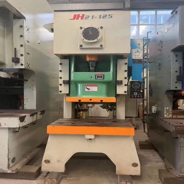 125 Tons Pneumatic Punching Machine