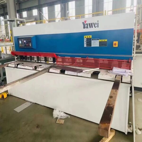 QC12K-6X3200 Pendulum Shearing Machine