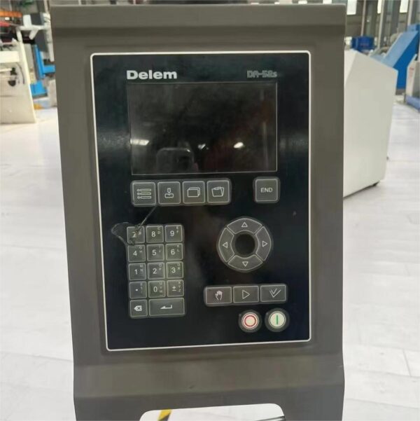 110T Press Brake With Effective