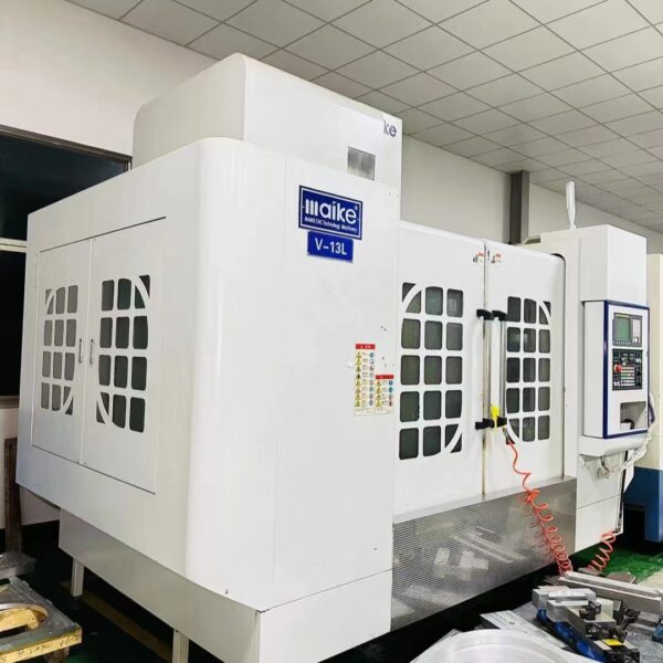 Used VIGERT V13L Machining Center