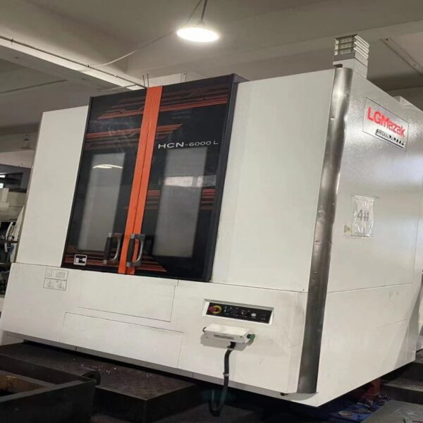 Powerful Double Station Machining Center