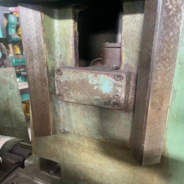 Y3180H Gear Hobbing Machine