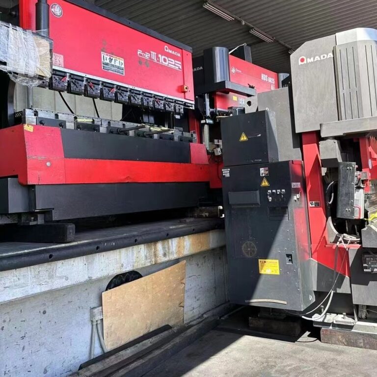 مكبس الثني اليدوي AMADA 1025