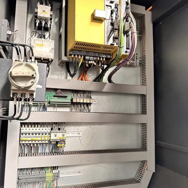 High-Precision 1170 Machining Center