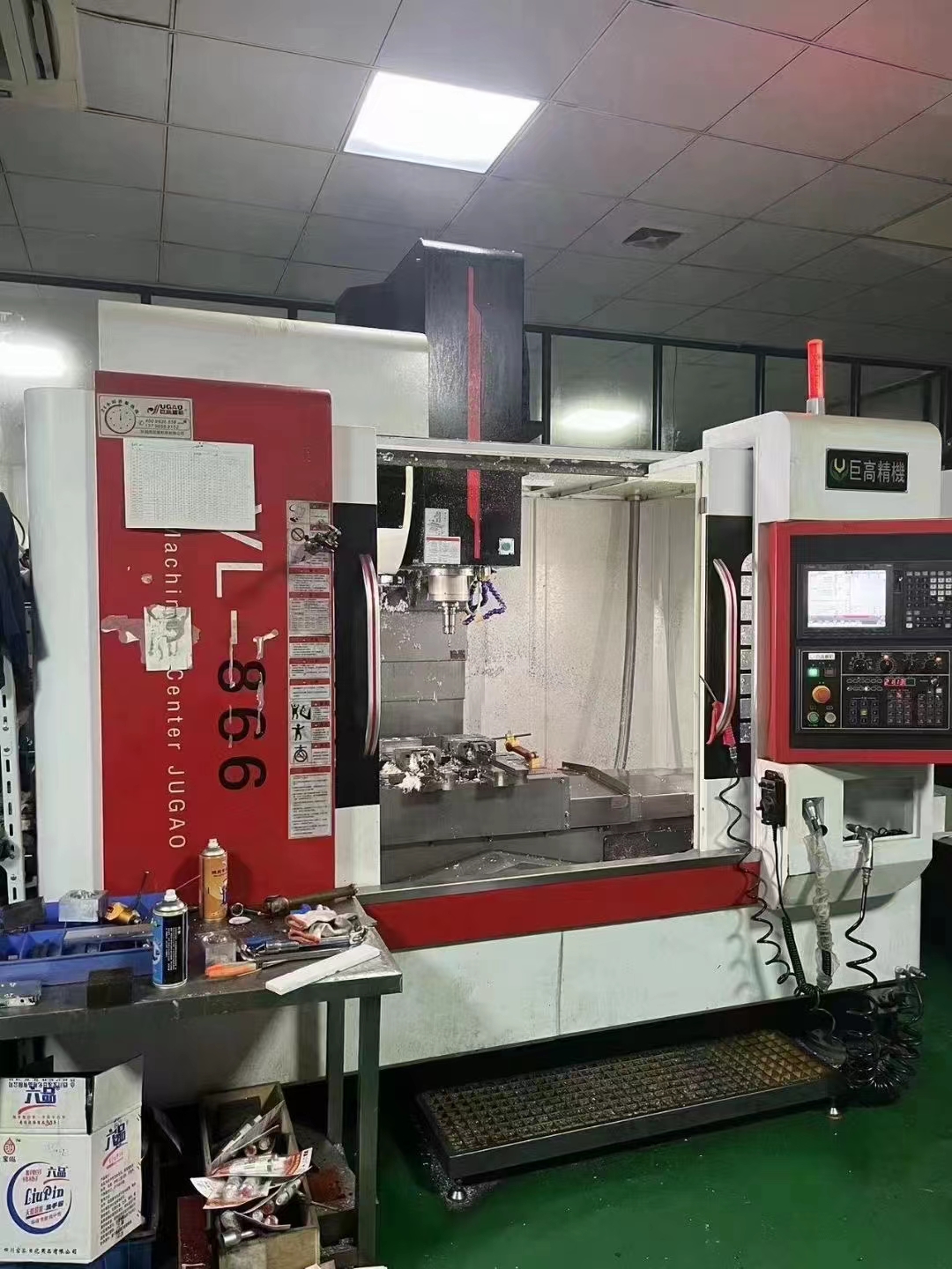 LV866 Reliable Machining Center LV866 Reliable Machining Center